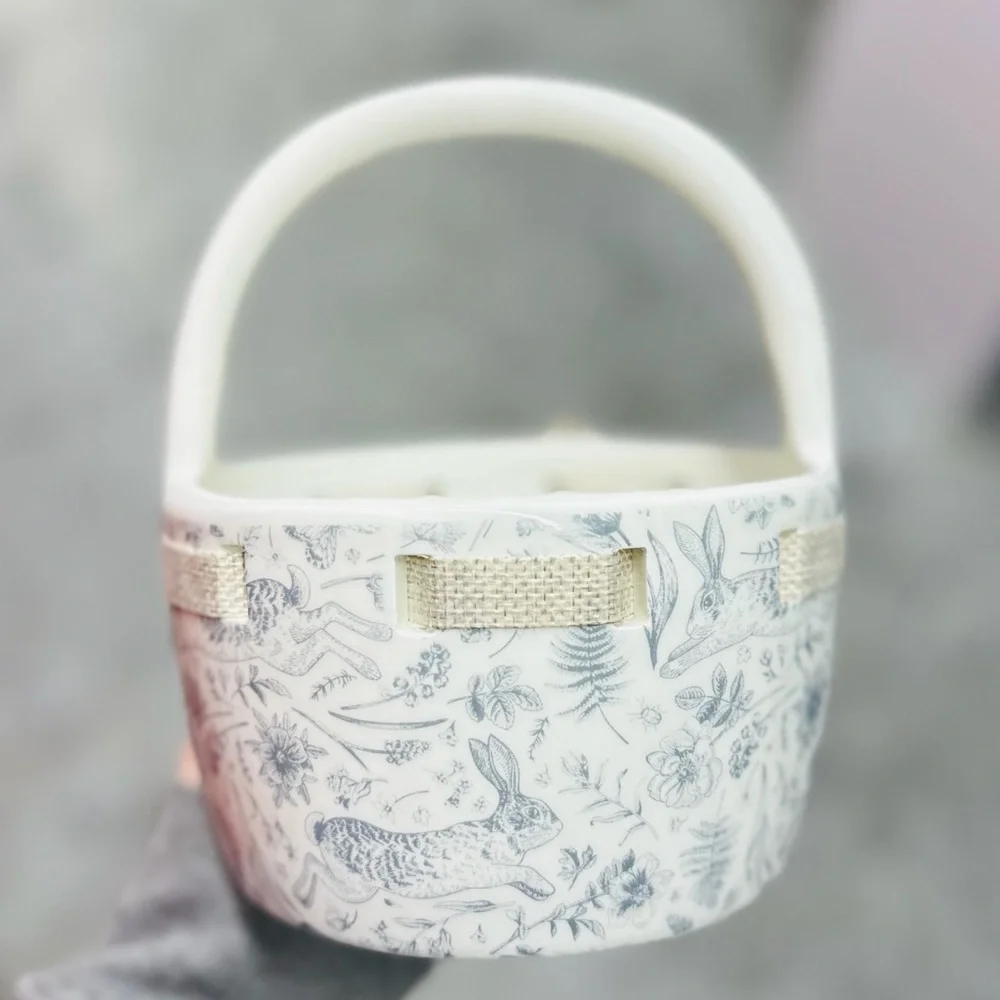 Target Bullseye Playground Blue & White Bunny Floral Print Ceramic Easter Basket